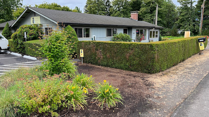 Tualatin Animal Clinic Outside View